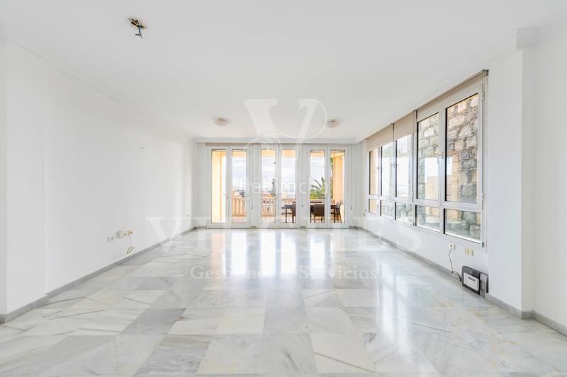 Foto d1cc148a-fb7b-425f-8af5-dfb990a2a0e2. Chalet en Altavista - Don Zoilo Palmas de Gran Canaria (Las)