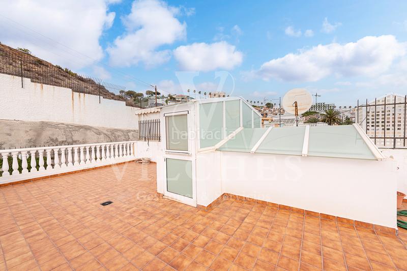 Foto e76947ae-139f-43bc-aedb-2c07e3370266. Chalet en Altavista - Don Zoilo Palmas de Gran Canaria (Las)