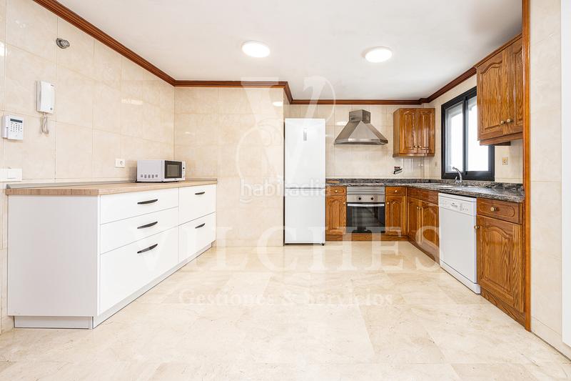 Foto fa37304e-ce23-42d7-ac47-45815fa89e6b. Rent flat with parking in Arucas casco Arucas