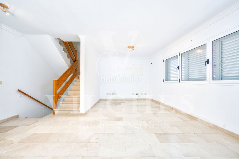Foto aaa4dbae-429e-42b0-bed6-c5ab718279ef. Casa adossada amb aparcament a La Pardilla - San Antonio Telde