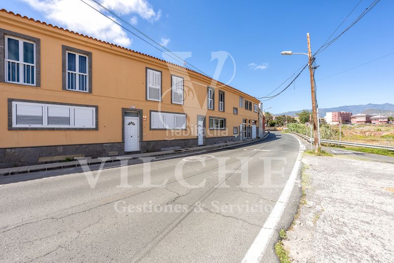 Foto eb3d79a2-47d1-4caa-a42c-51ed31da2c2d. Casa adossada amb aparcament a La Pardilla - San Antonio Telde