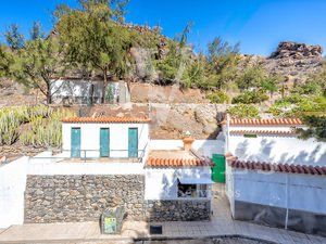 Maison à Avenida del guincho 1. Vivienda independiente a la venta