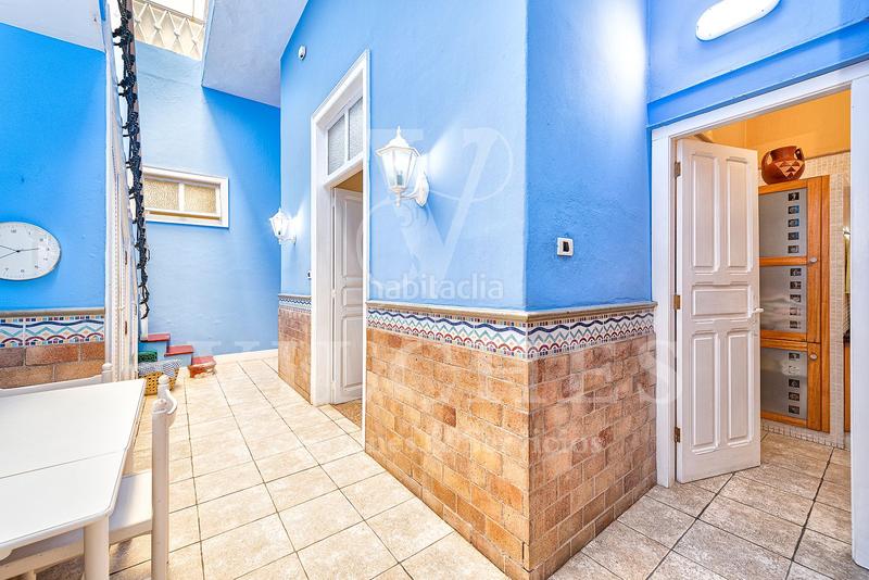 Foto 5bb715da-cddf-4c0b-ab2b-f5201232b742. Casa en Santa Catalina - Canteras Palmas de Gran Canaria (Las)