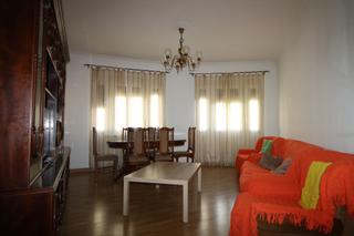 Location Appartement  Avenida de valencia. Zona universidad / misma avd. valencia