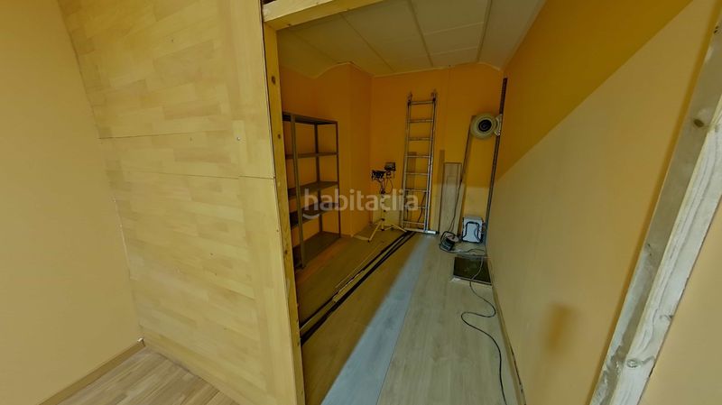 Foto ac8594db-95b5-40ec-a63b-b20f5b65803f. Local comercial a Ruiseñores Zaragoza
