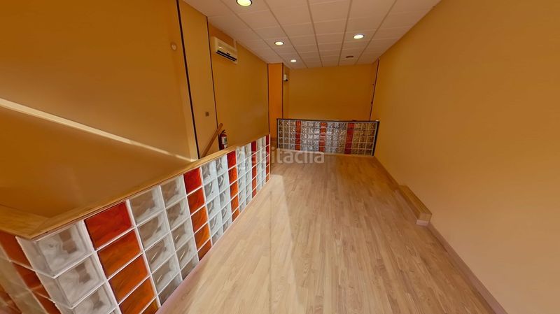 Foto bc4bd95f-0340-4fba-8cd3-76ac6393eb09. Local comercial a Ruiseñores Zaragoza