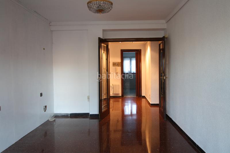 Foto c253e537-257b-4a42-b90e-28da0d7bf689. Miete etagenwohnung in Doctor Cerrada Zaragoza