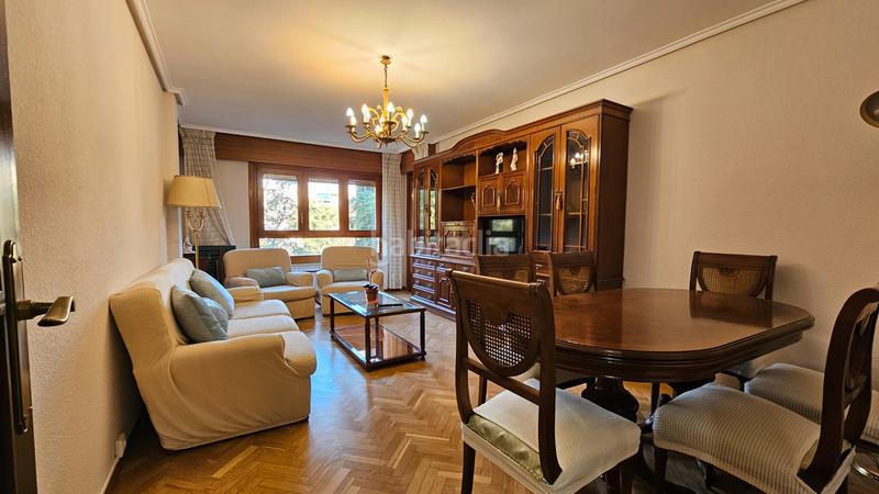 Foto 57c8e660-9266-4f74-81aa-b35739deda01. Miete etagenwohnung in Ciudad Jardín - Parque Roma Zaragoza