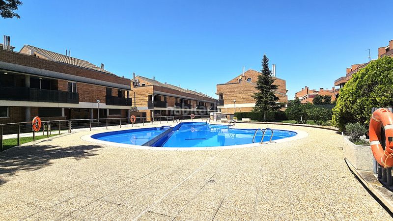 Foto 3a67ca6c-ef08-4a19-876a-322b42067fe3. Casa adossada amb calefacció aparcament piscina a Zaragoza
