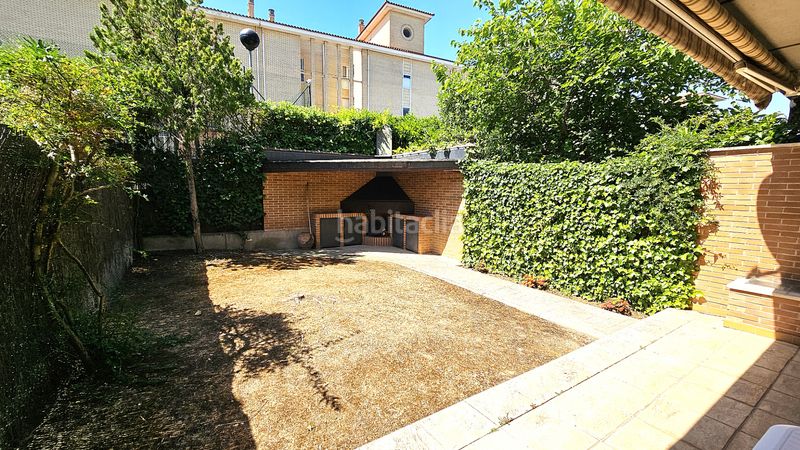 Foto 5f34dbca-2a53-432d-a4b7-d1c2f03a16f9. Casa adossada amb calefacció aparcament piscina a Zaragoza