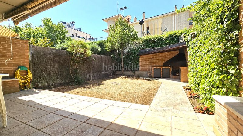 Foto a01c9df4-404a-4fd7-a52a-ace1599dd524. Casa adossada amb calefacció aparcament piscina a Zaragoza