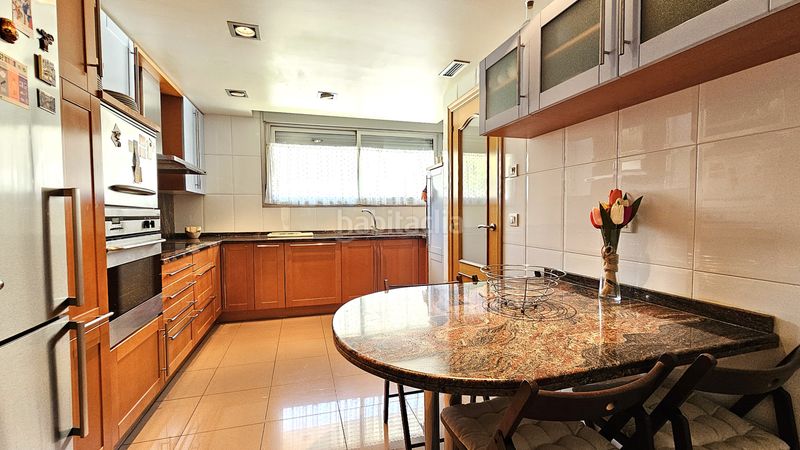 Foto c93fb493-b651-46c0-9d38-df2fe3593a6a. Casa adossada amb calefacció aparcament piscina a Zaragoza