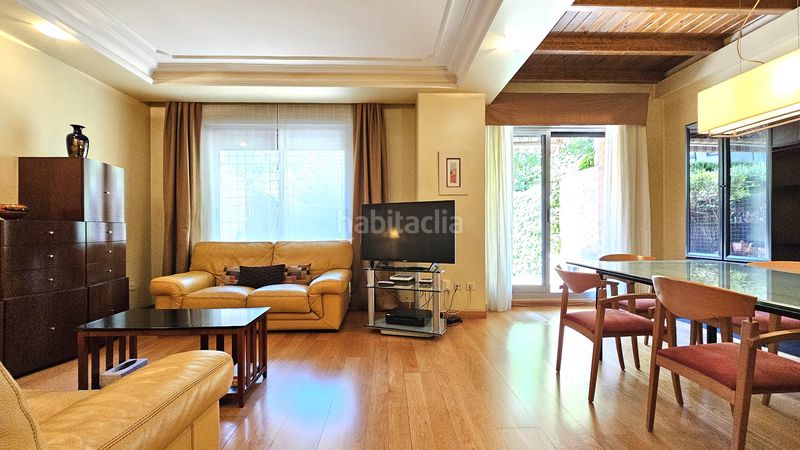Foto d699562a-0b78-421c-afe0-10ad72587ef9. Casa adossada amb calefacció aparcament piscina a Zaragoza