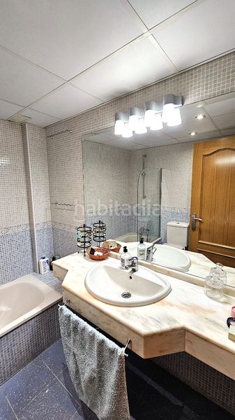 Foto fea5d074-ab41-4e02-a5b0-3a6208be8bc8. Casa adossada amb calefacció aparcament piscina a Zaragoza