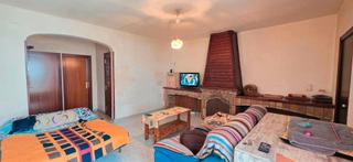 Casa adossada  Carrer ramon berenguer iv. Casa con garaje, patio y terraza solarium