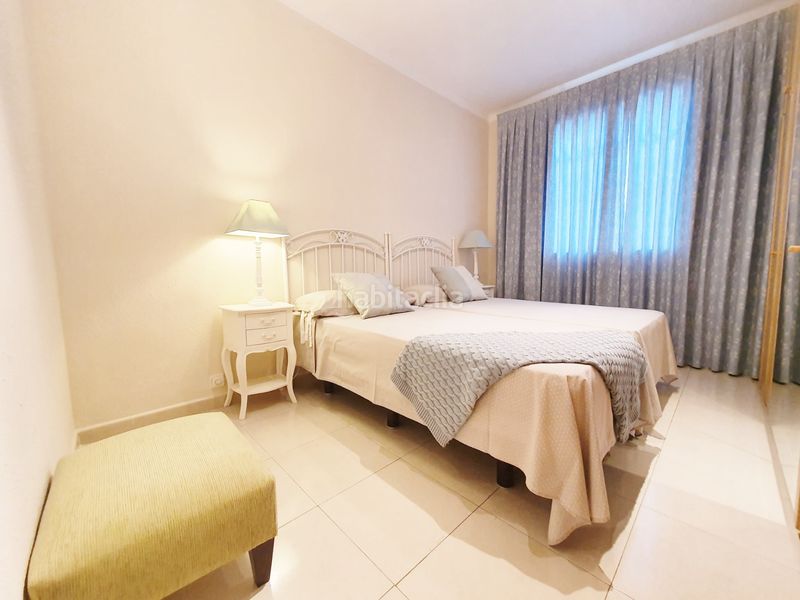 Foto 699a0dd8-eed1-4d7a-8a2c-513207d6fd17. Pis a Sagrada Família Barcelona