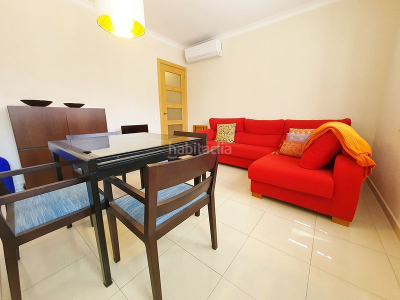 Foto ddd657c0-8a98-4a05-ae3f-17be39ef8138. Pis a Sagrada Família Barcelona