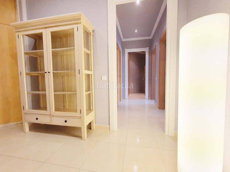 Foto f936ce0a-651c-4ab3-8ca0-367361b4ff70. Pis a Sagrada Família Barcelona