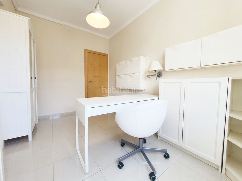 Foto fe9352e4-e4a7-4040-b3e6-9660f4538159. Pis a Sagrada Família Barcelona