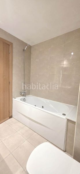 Foto 4f5bfc8b-33e8-4915-8324-742d813356cd. Àtic amb calefacció aparcament a El Clot Barcelona