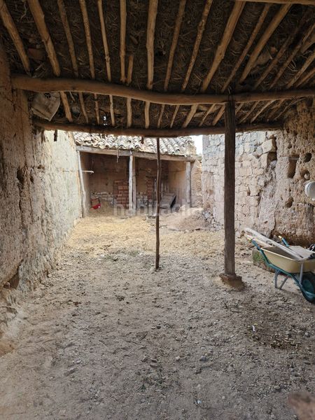 Foto e26ef31e-ee02-48b6-96ea-82305ff4db0c. Masia a Gomecello