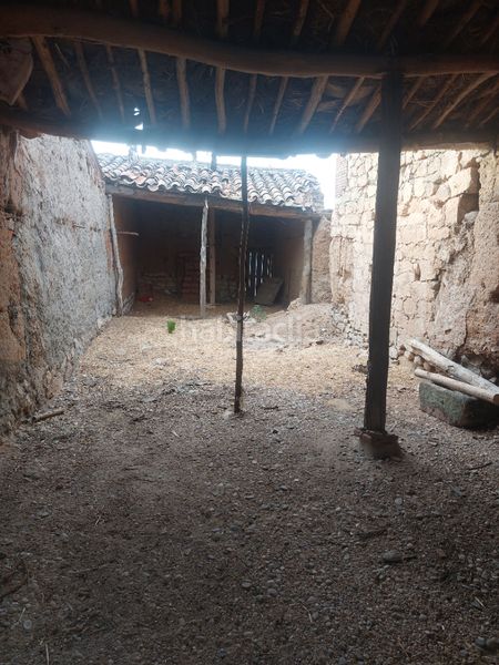 Foto f5540186-e372-4af6-bed4-102e77574ce1. Masia a Gomecello