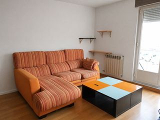 Apartament a Castellanos de Moriscos. Amplio apartamento