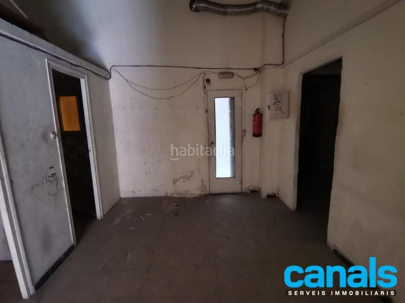 Foto 8fb7c924-4e0a-4b3d-9cae-9fe46e2d1567. Local comercial local en Centre Ripollet