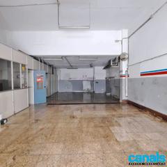 Business premise in Centre-Cordelles