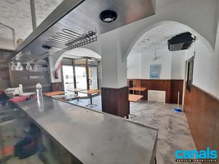Local commercial dans Centre-Cordelles