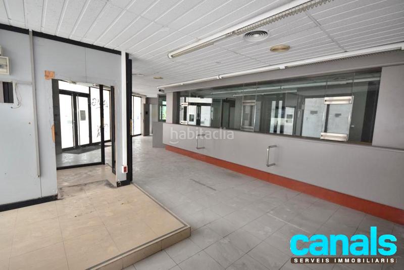 Foto 2057afd8-669d-4d35-ba27-45b9080bc0ba. Local comercial a Pont Vell Ripollet