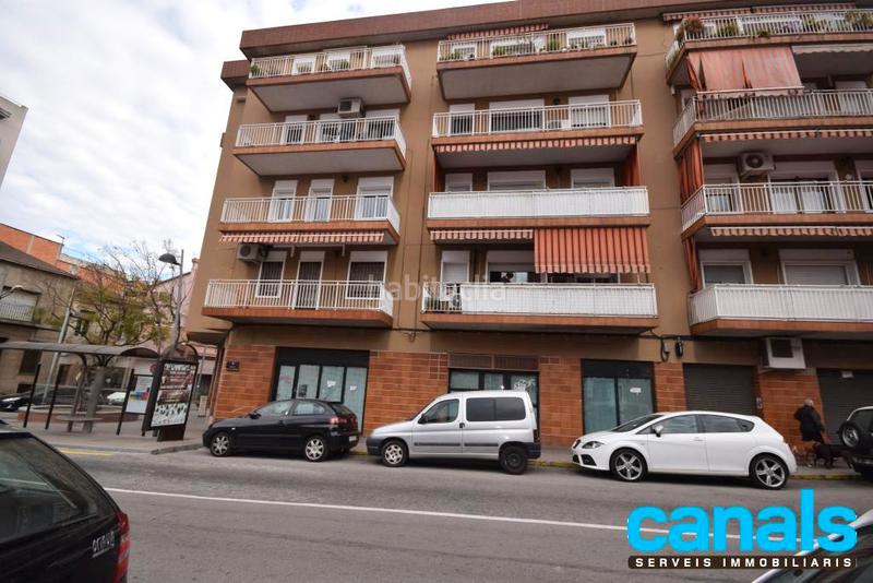 Foto 23e943ff-c33f-41e3-81c6-9bd01a9bc0c8. Local comercial a Pont Vell Ripollet
