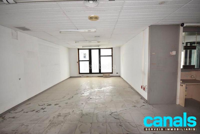 Foto 82b998dc-968c-49a2-a0e1-651c89cf66c4. Local comercial a Pont Vell Ripollet