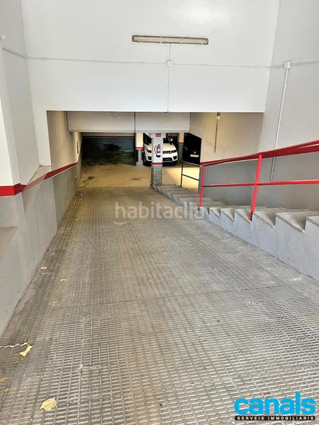 Foto 4009cf14-da88-4c92-8455-197a8a50090d. Car parking in Catalunya - Fontetes Cerdanyola del Vallès