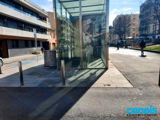 Aparcament cotxe a Centre-Cordelles