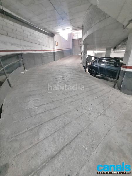 Foto c65c50ec-3b84-4e41-a0ff-b39aba6309bf. Alquiler parking coche en Centre-Cordelles Cerdanyola del Vallès