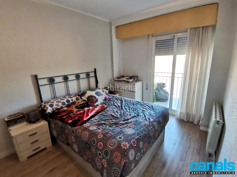 Foto 8d8413b6-f38e-4c43-b6bf-c294898fc3e4. Piso en carrer de sant lluís 32 exterior y reformado en Cerdanyola del Vallès