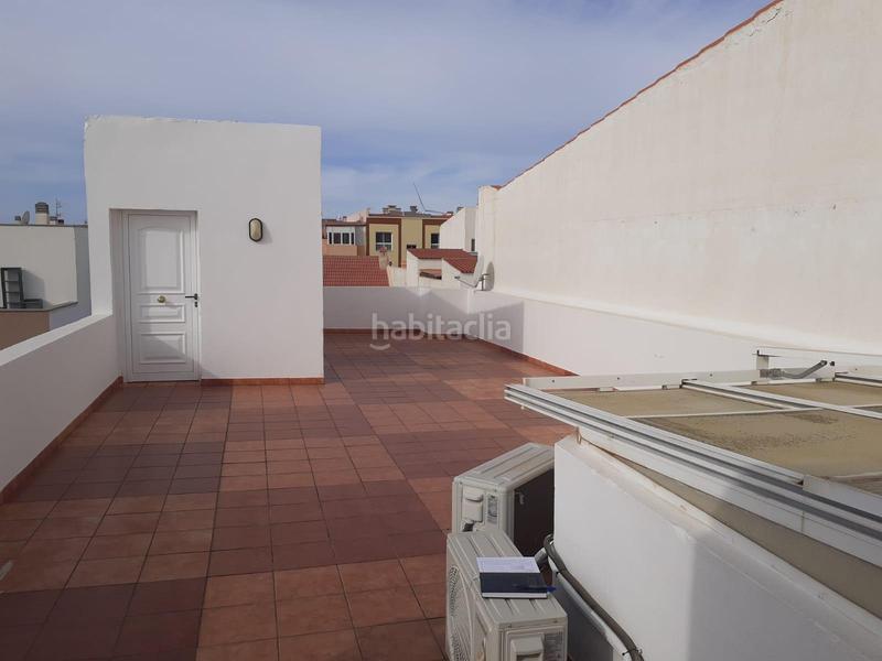 Foto 54550d2c-4c44-4af0-a65c-97e6aba03b8f. Casa en calle andamana 70 edificio de 3 viviendas en vecindario en Santa Lucía de Tirajana