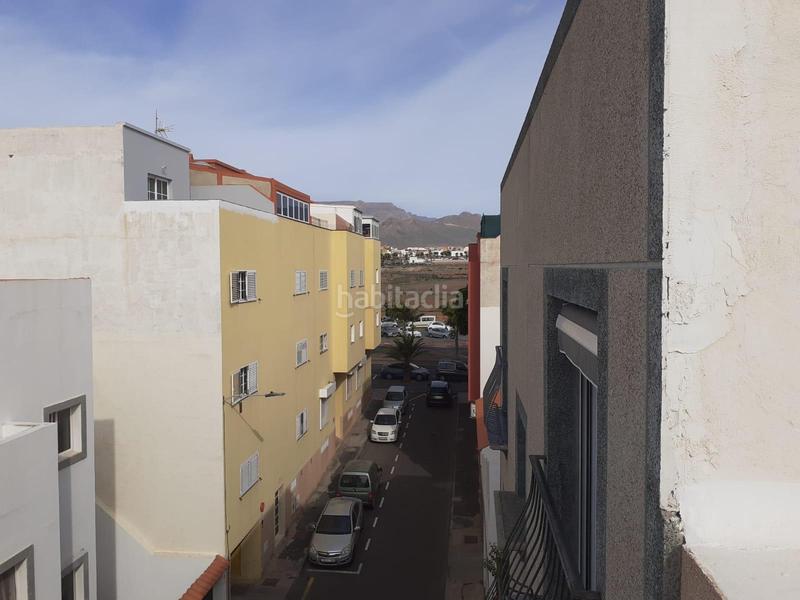 Foto 5d514fc8-d6d6-49a4-9918-a52ea032e077. Casa en calle andamana 70 edificio de 3 viviendas en vecindario en Santa Lucía de Tirajana