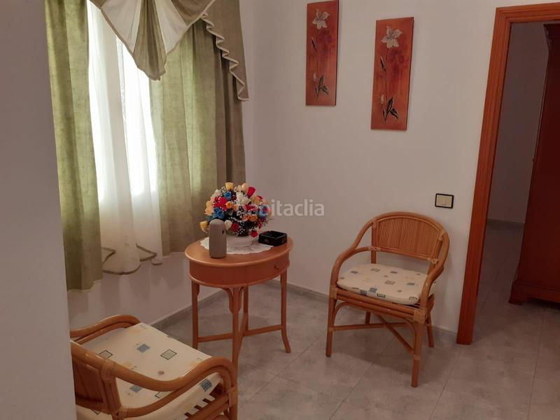 Foto bc441d0c-608c-46c0-a0ea-e2d87fe42b23. Casa en calle andamana 70 edificio de 3 viviendas en vecindario en Santa Lucía de Tirajana