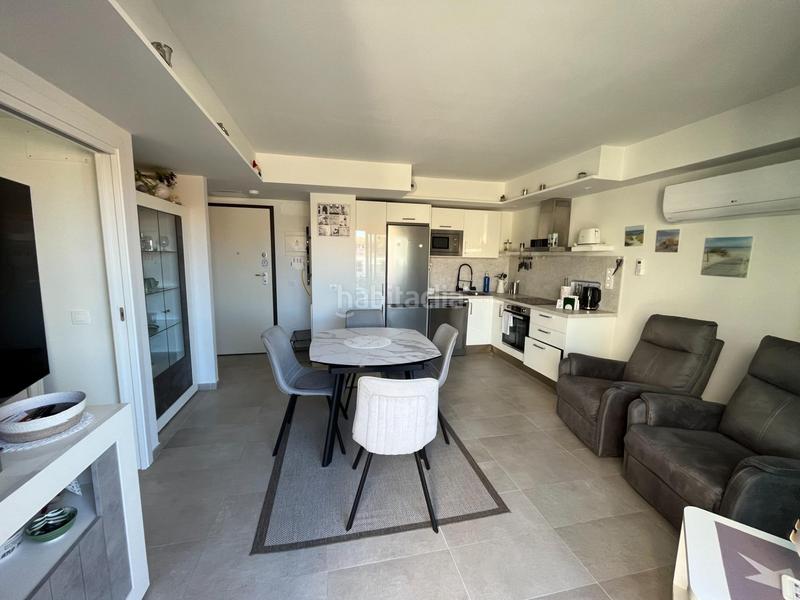 Foto 6cc94ef5-3c0a-4db9-b3e7-84d58dd4ba5e. Apartamento en avenida menceyes 4 vive con todas las comodidades en un apartamento nuevo en arguineguin! en Mogán
