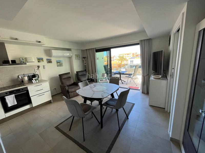 Foto a5134cba-2a2b-488a-aa4f-4da45e6b184d. Apartamento en avenida menceyes 4 vive con todas las comodidades en un apartamento nuevo en arguineguin! en Mogán