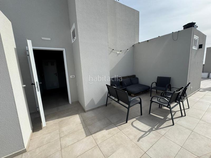 Foto d4d543c0-6231-4280-aa37-ee2d9a35edb2. Apartamento en avenida menceyes 4 vive con todas las comodidades en un apartamento nuevo en arguineguin! en Mogán