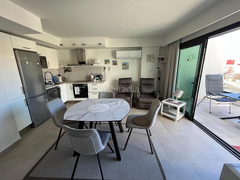 Foto db678caf-bc55-4aeb-bd6b-189f52183187. Apartamento en avenida menceyes 4 vive con todas las comodidades en un apartamento nuevo en arguineguin! en Mogán