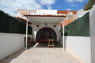 Casa a Calle doctor agustin millares carlo 5. Bonito bungalow estilo duplex en sonneland