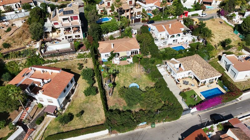 Foto a7aaaa80-4d04-45ed-b369-0d35d1c79fc0. Casa amb calefacció aparcament piscina a Buenas Noches Estepona