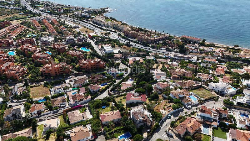 Foto ad8a4f38-eefd-4395-a999-f4c40ad9553b. Casa amb calefacció aparcament piscina a Buenas Noches Estepona
