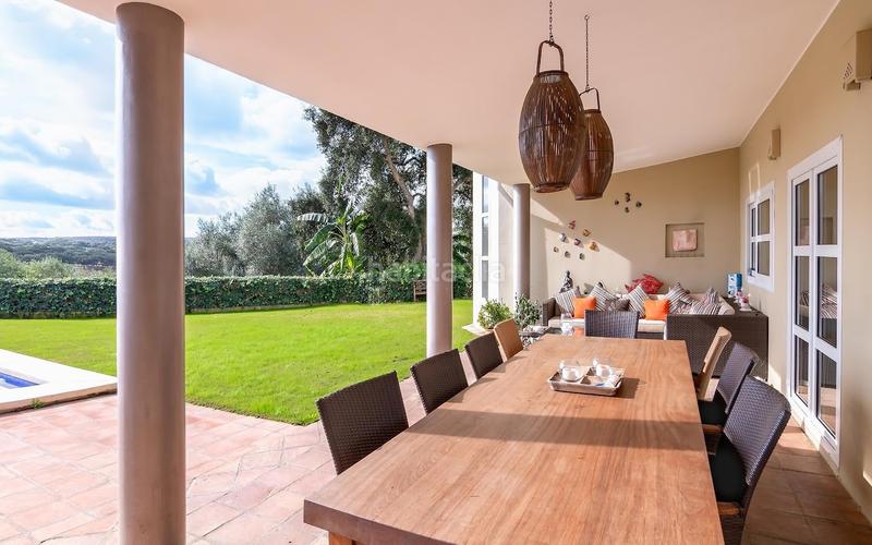 Foto b8897ac2-7b2b-405e-83d8-8609a0ec4ff7. Casa amb aparcament piscina a Sotogrande alto Sotogrande