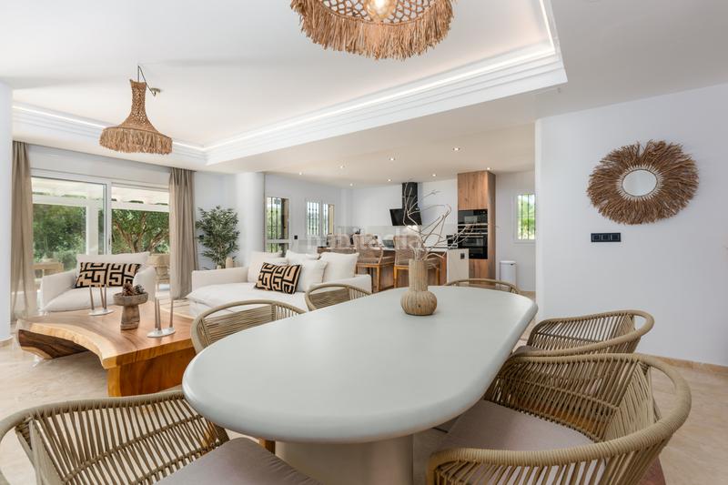 Foto 1ab9a8f2-0c6d-4840-947c-acfa658f91eb. Ground floor with parking pool in Sotogrande alto Sotogrande