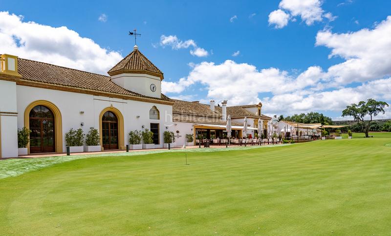 Foto 9bb9e6ba-b245-462e-bfdd-f5a19533a386. Ground floor with parking pool in Sotogrande alto Sotogrande